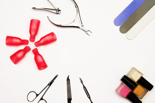 How to Do a (Waterless) Dry Mani/Pedi -Online Workshop - Image 8